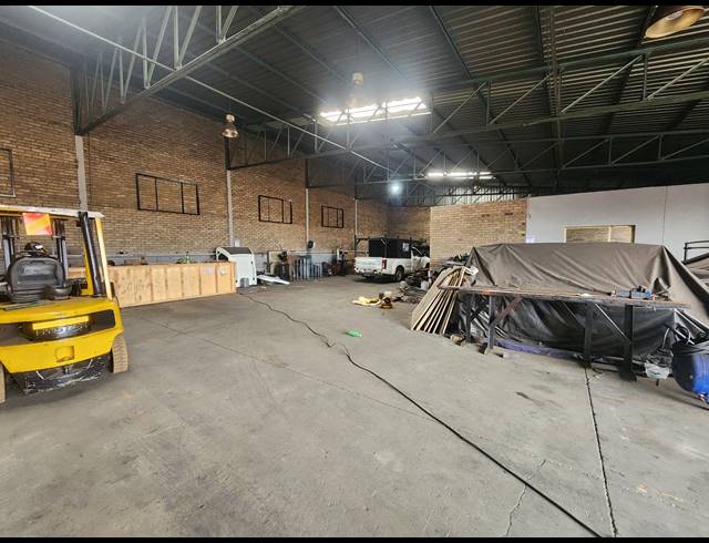 440M² WAREHOUSE TO LET IN WADEVILLE